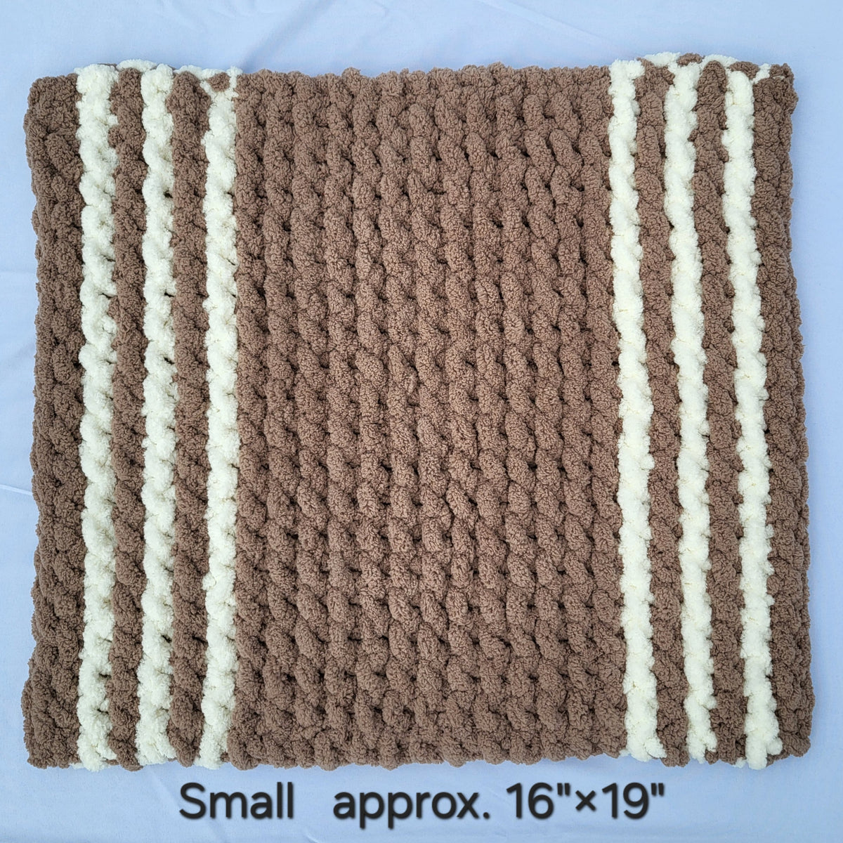 Tan & Cream Trim Pet Pads™ - size small