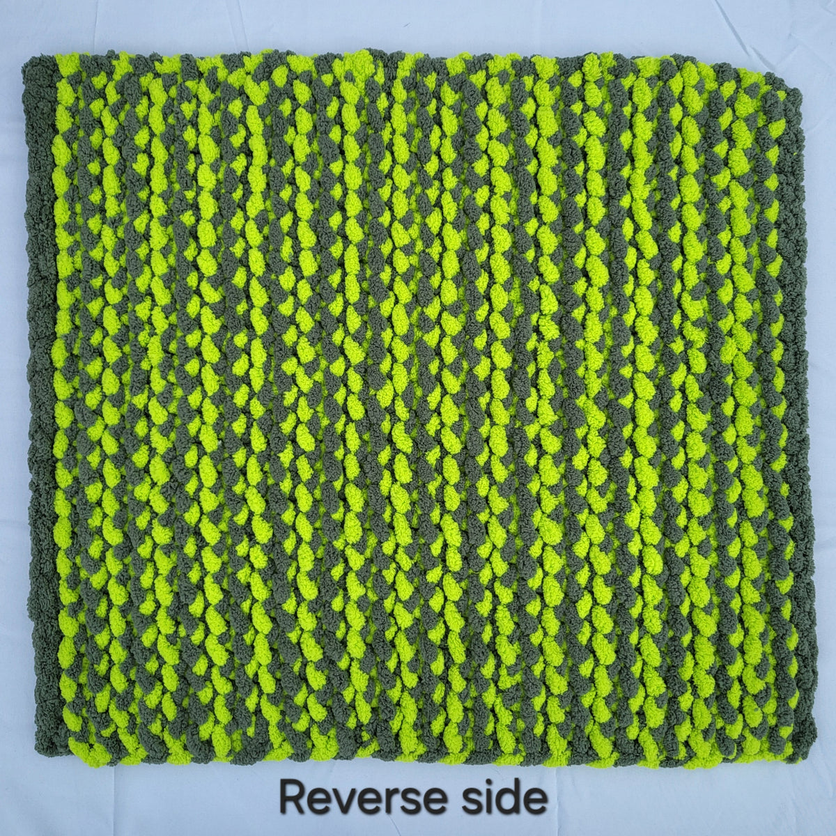 Olive & Lime Stripes Pet Pads™ - size medium