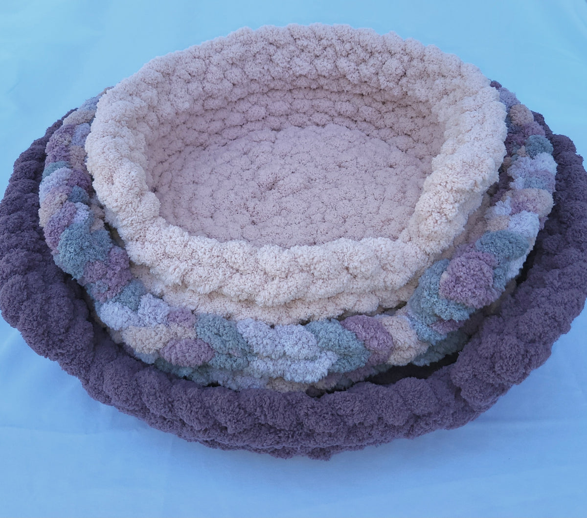 Dusty Pink Plush Knit Pet Bed - size small