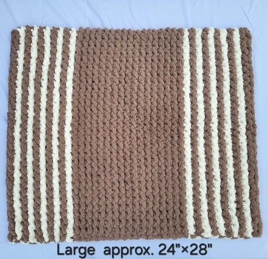 Tan & Cream Trim Pet Pads™ - size large