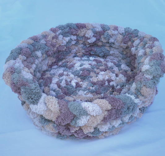 Multicolored Plush Knit Pet Bed - size small