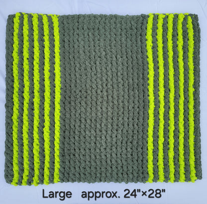 Olive & Lime Trim Pet Pads™ - size large