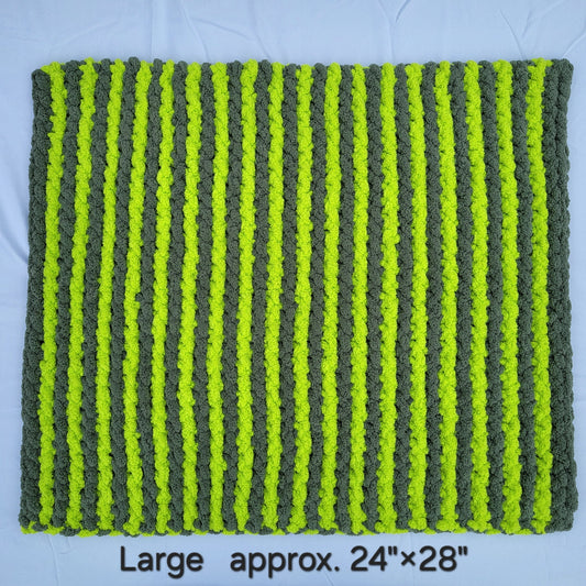 Olive & Lime Stripes Pet Pads™ - size large