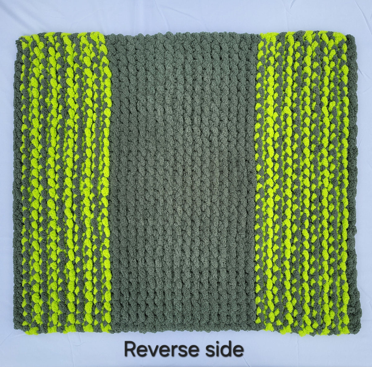 Olive & Lime Trim Pet Pads™ - size large