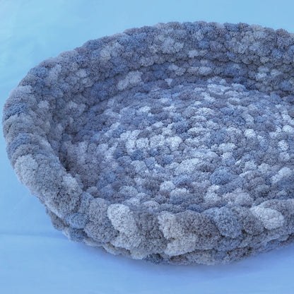 Mixed Grays Plush Knit Pet Bed - size large
